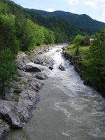 Poza la Cazaci - Tarcau river - raul Tarcau