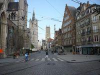 Spre piata Gent